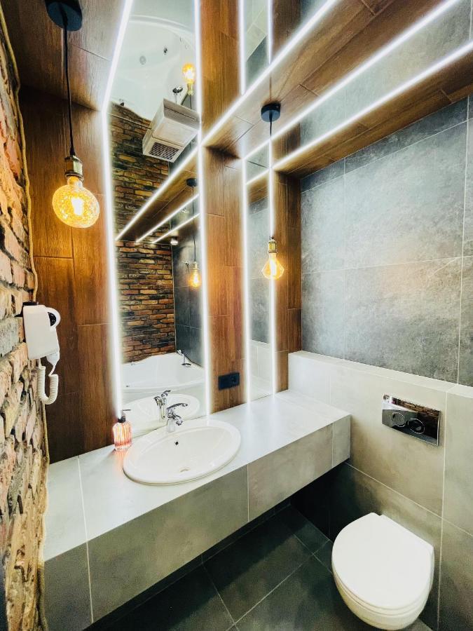 Loft В River Park З Джакузі Ντνιπροπετρόφσκ Εξωτερικό φωτογραφία