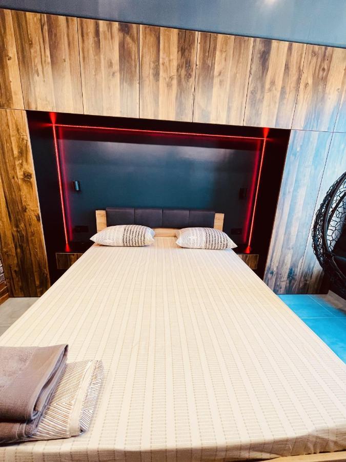 Loft В River Park З Джакузі Ντνιπροπετρόφσκ Εξωτερικό φωτογραφία